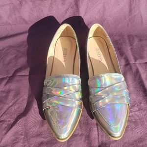 JustFab Holograhic Raia Flats s5.5